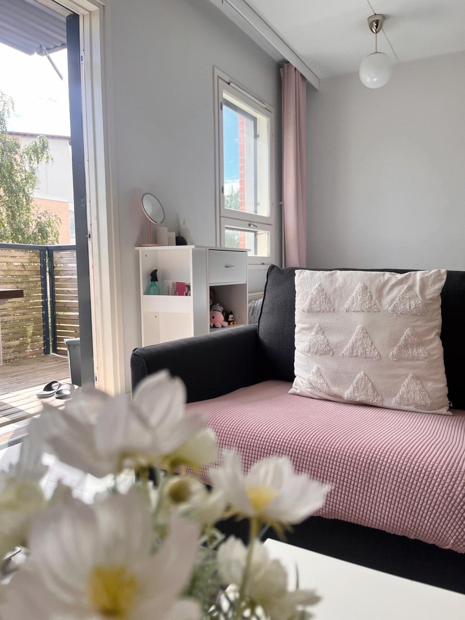 Lovely Home Next To The Metro Station And Shopping Malls - 16Mins To City Center, Convenient, Peaceful Helsinki Extérieur photo